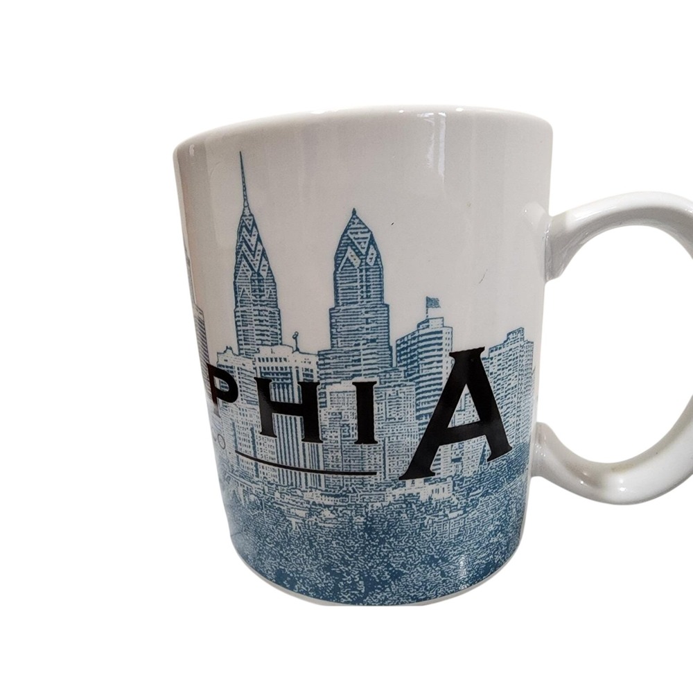 Starbucks Philadelphia USA Coffee Mug Cup 18 oz Barista Skyline Series One 2002